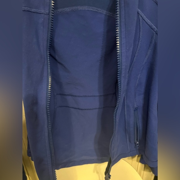 Lululemon Athletica Jacket with Breathable Back and Thumb Hole Sz 10 - Picture 4 of 15